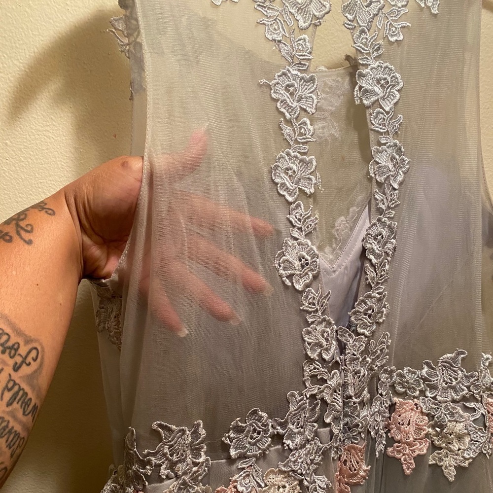 Dress - Picture 2 of 7
